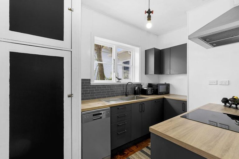 Photo of property in 17 Kingston Street, Boulcott, Lower Hutt, 5011