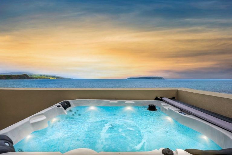 Photo of property in 73 Moana Road, Plimmerton, Porirua, 5026