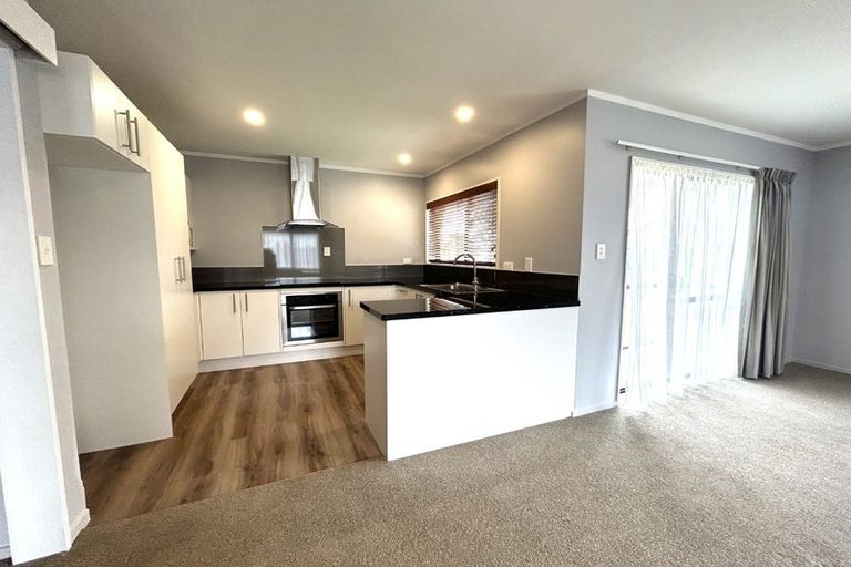 Photo of property in 2 Delta Place, Milson, Palmerston North, 4414