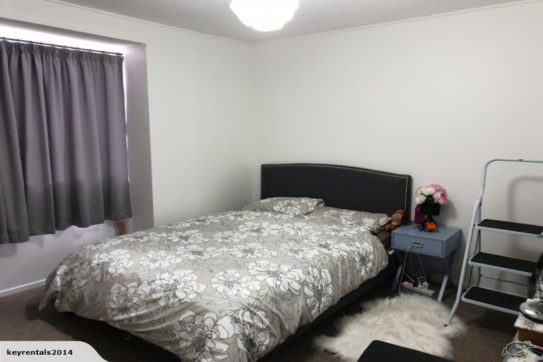 Photo of property in 4/1106 High Street, Taita, Lower Hutt, 5011