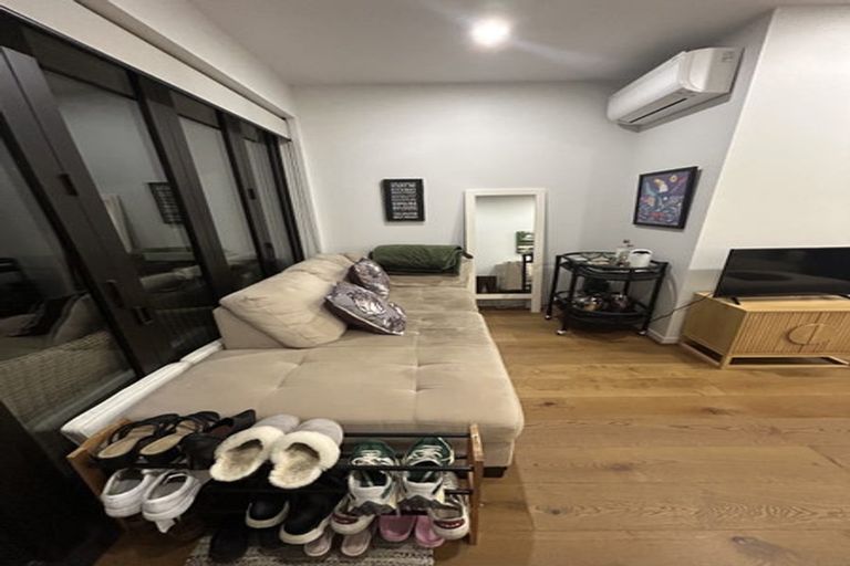 Photo of property in 53 Hadlow Terrace, Grey Lynn, Auckland, 1021
