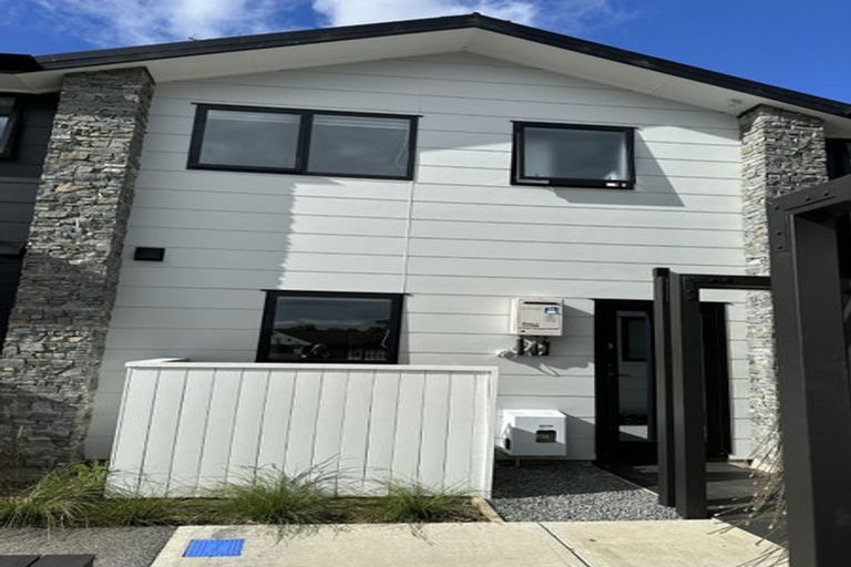 Photo of property in 9/123 Cambridge Terrace, Fairfield, Lower Hutt, 5011