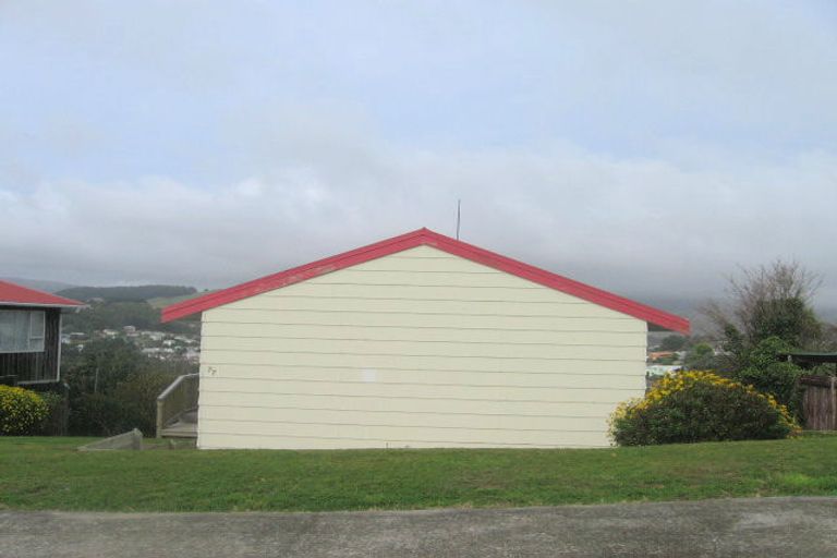 Photo of property in 77 Conclusion Street, Ascot Park, Porirua, 5024