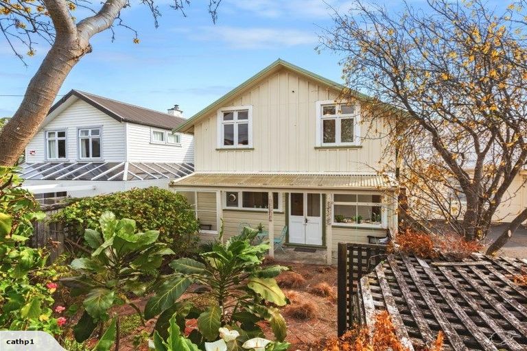 Photo of property in 30 Steyne Avenue, Plimmerton, Porirua, 5026