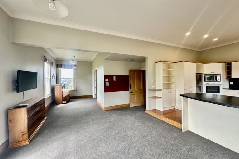 Photo of property in 14 Drivers Road, Maori Hill, Dunedin, 9010