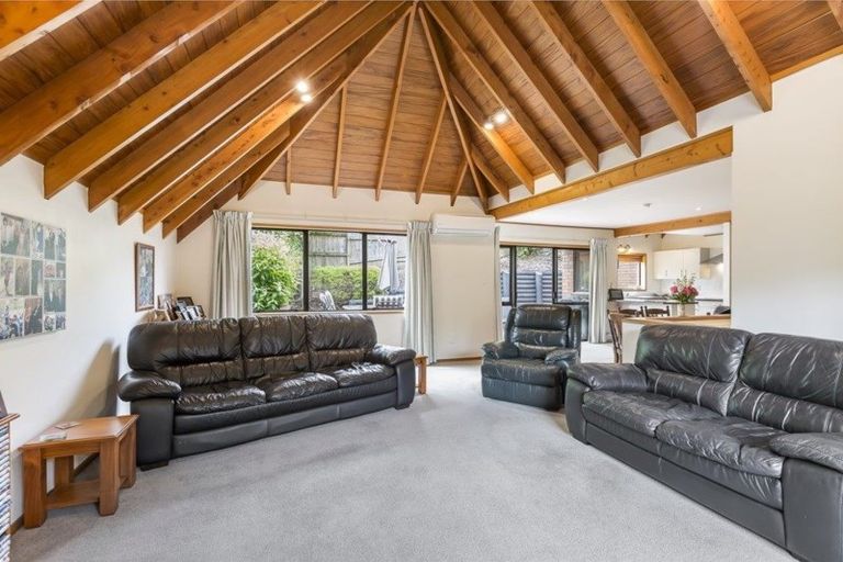 Photo of property in 5/16 Mahara Avenue, Birkenhead, Auckland, 0626