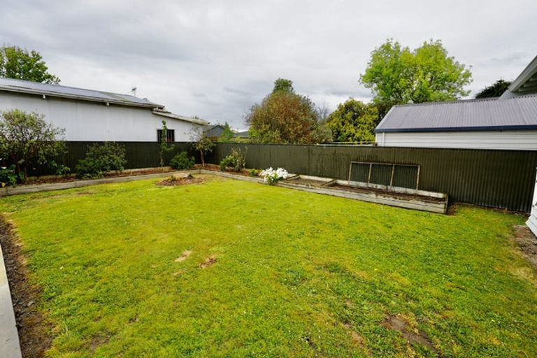 Photo of property in 16 Karamu Avenue, Takaro, Palmerston North, 4410