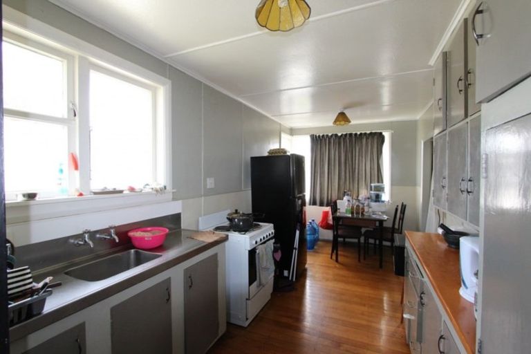 Photo of property in 26 Edward Street, Pahiatua, 4910
