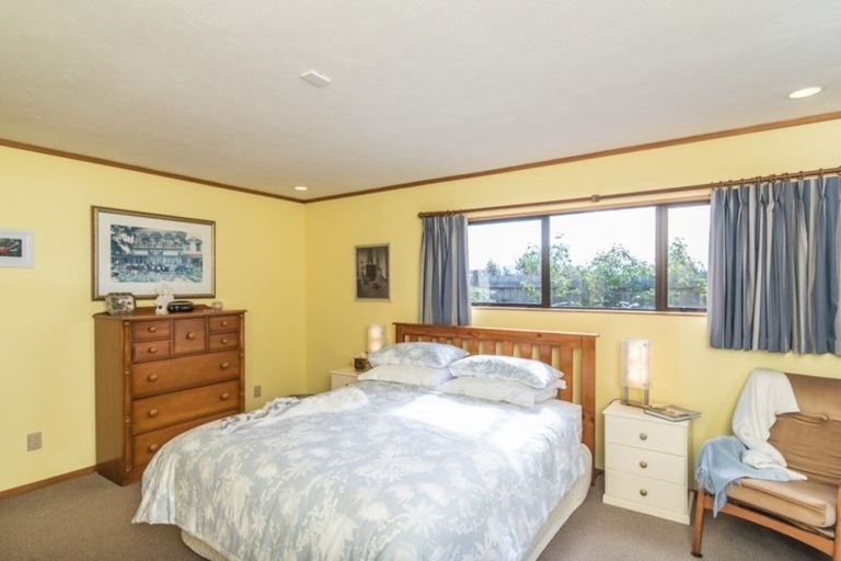 Photo of property in 27c Ratanui Road, Paraparaumu, 5032