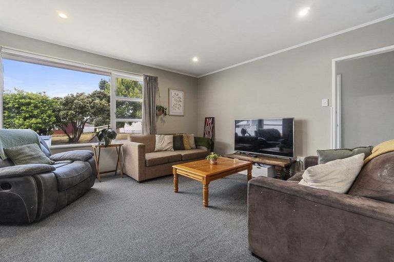 Photo of property in 79 Beeston Crescent, Manurewa, Auckland, 2102