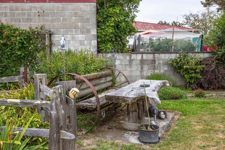 Photo of property in 1 Mcgregor Crescent, Masterton, 5810