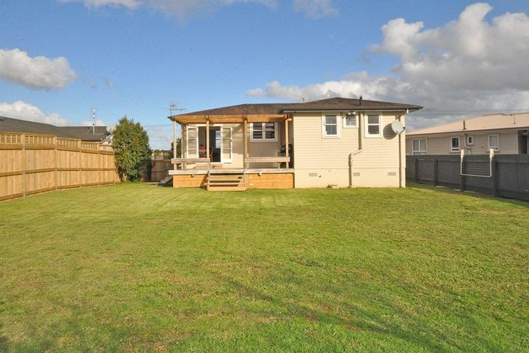 Photo of property in 19 Orchard Rise, Rosehill, Papakura, 2113