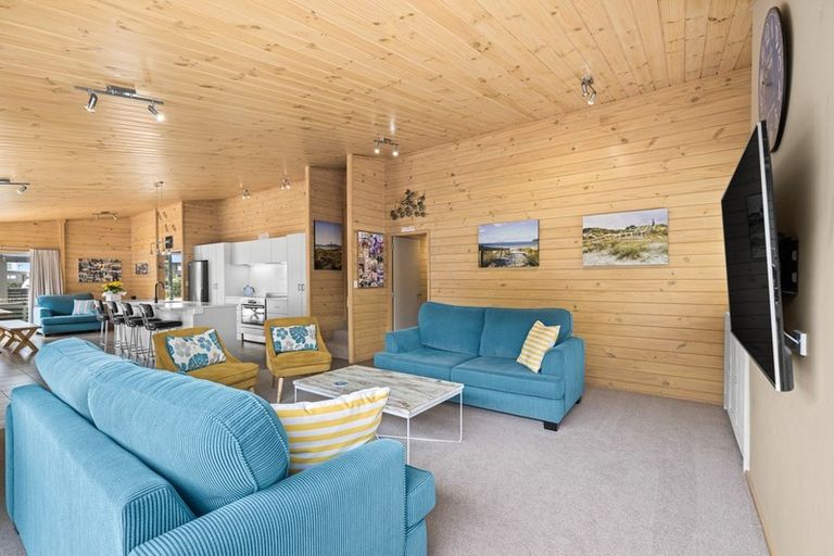 Photo of property in 28 Te Mana Street, Omaha, Warkworth, 0986