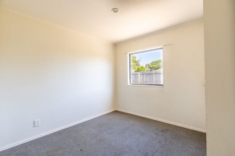 Photo of property in 383 Massey Road, Mangere East, Auckland, 2024