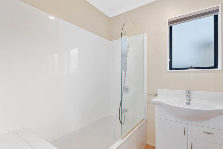 Photo of property in 10 Waimanu Place, Point Wells, Warkworth, 0986