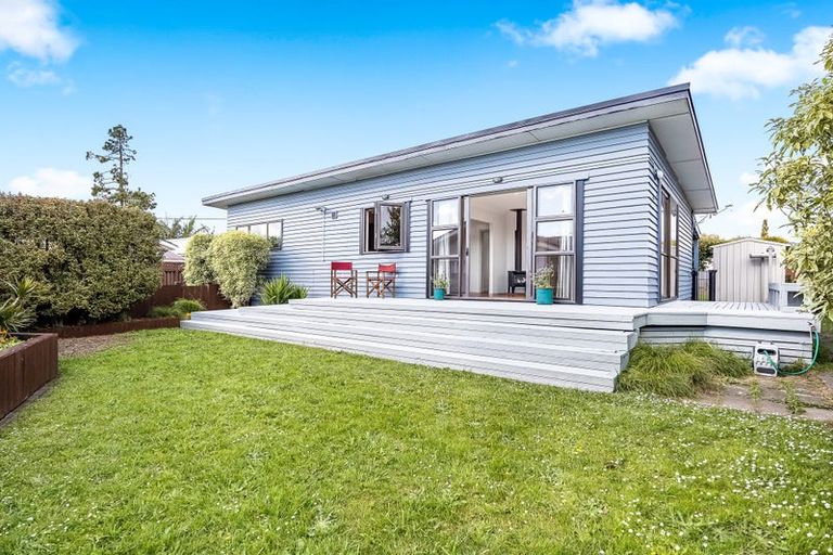 Photo of property in 37a Border Road, Henderson, Auckland, 0612