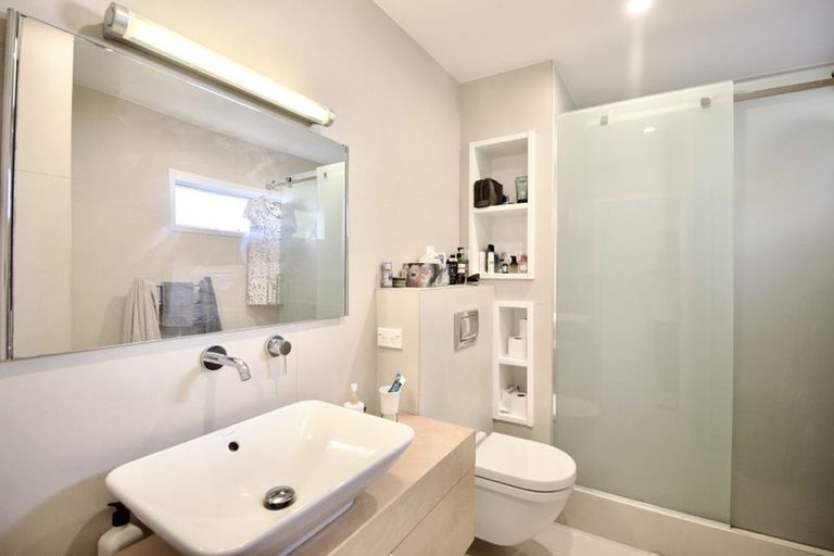 Photo of property in 3/73 Princes Street, Northcote Point, Auckland, 0627