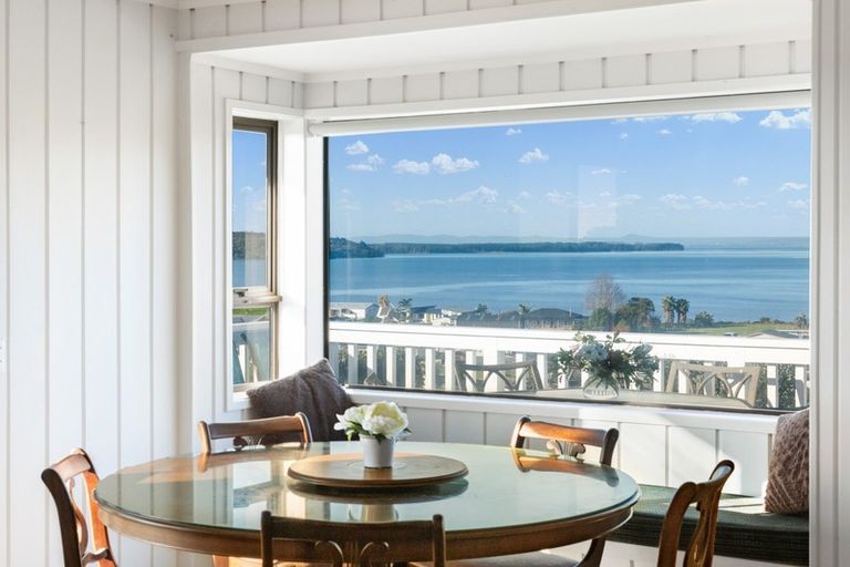 Photo of property in 16 Adela Stewart Drive West, Athenree, Waihi Beach, 3177