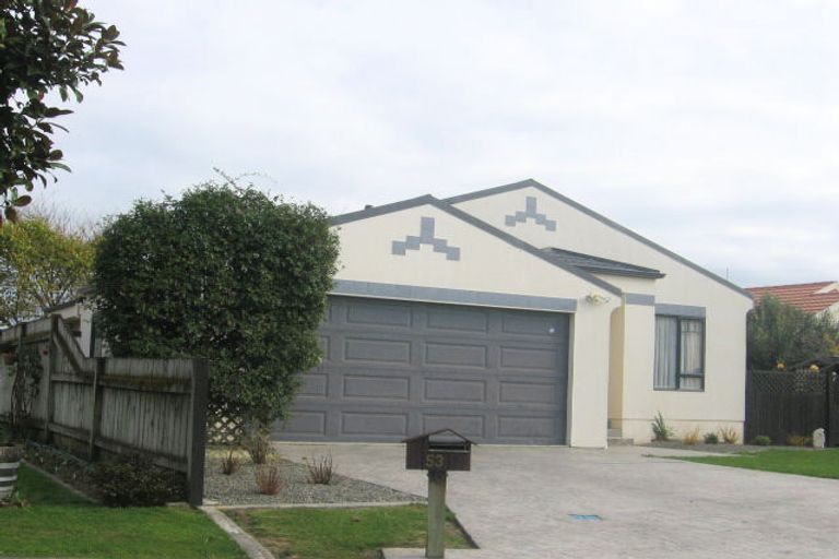 Photo of property in 53 Dalfield Place, Highbury, Palmerston North, 4412