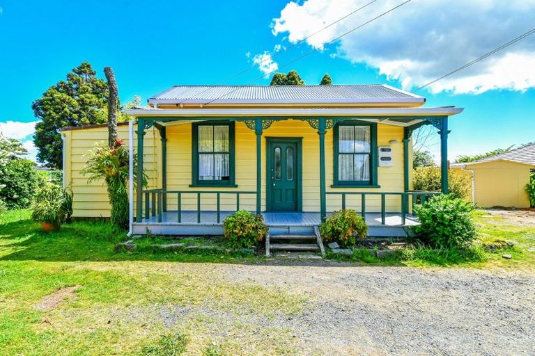 Photo of property in 120 Settlement Road, Papakura, 2110