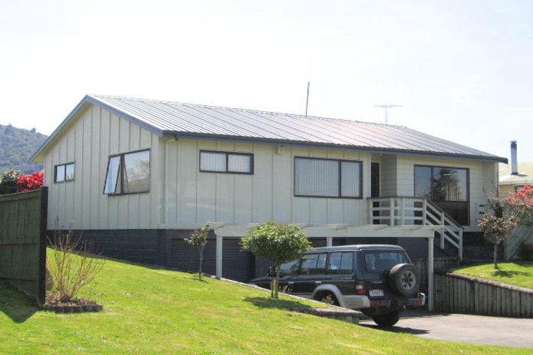 Photo of property in 73 Rimuvale Street, Pukehangi, Rotorua, 3015
