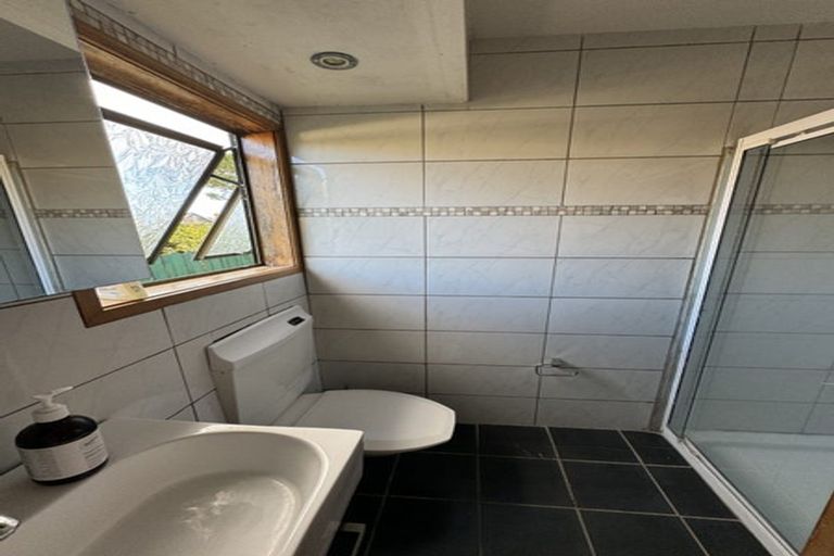 Photo of property in 21 Voltaire Court, Botany Downs, Auckland, 2010