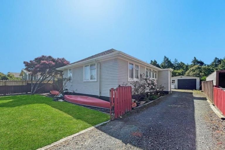 Photo of property in 21 Norrie Street, Bader, Hamilton, 3206