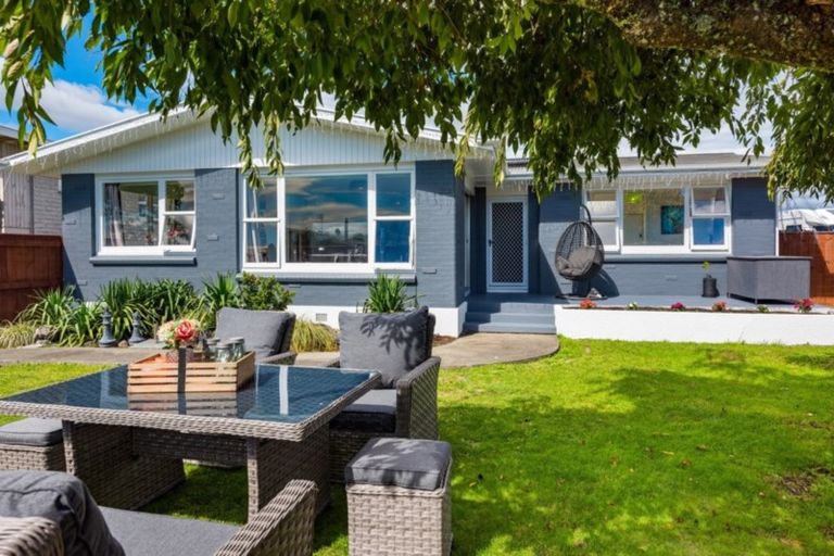 Photo of property in 6 Newbourne Crescent, Redwoodtown, Blenheim, 7201