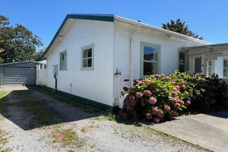 Photo of property in 6 Mary Street, Mangapapa, Gisborne, 4010