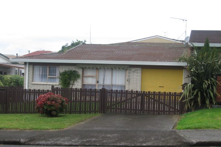 Photo of property in 4/14 Menary Street, Papakura, 2110