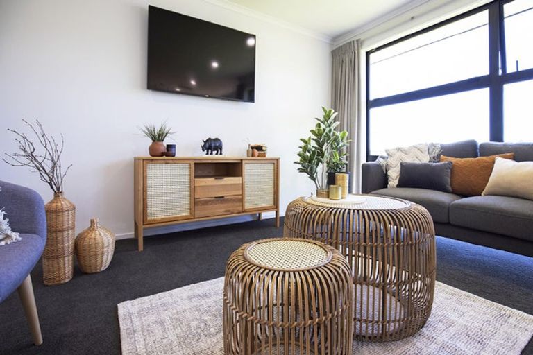 Photo of property in 5 Ropata Te Ao Way, Otaki, 5512