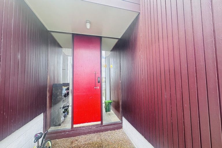 Photo of property in 151 Bleakhouse Road, Mellons Bay, Auckland, 2014