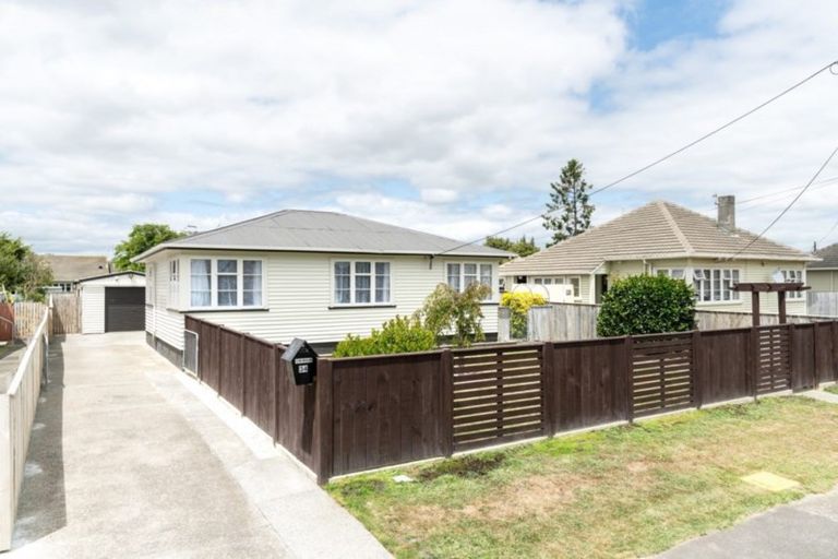 Photo of property in 34 Taylor Avenue, Feilding, 4702
