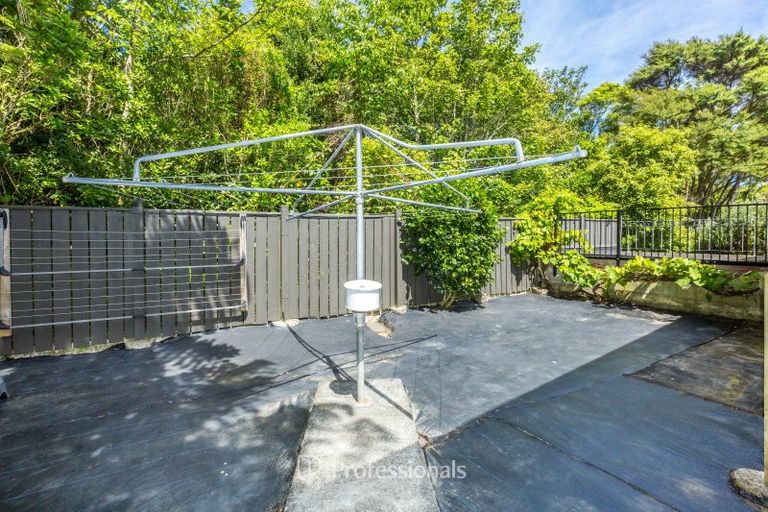Photo of property in 18 Dalton Grove, Stokes Valley, Lower Hutt, 5019