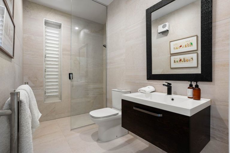 Photo of property in 140 Waterways Parade, Pauanui, Hikuai, 3579