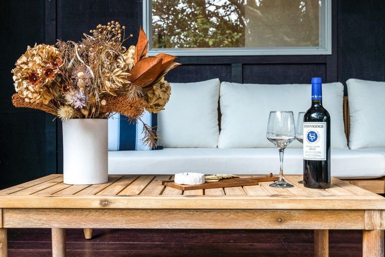 Photo of property in 17 Glen Brook Road, Omiha, Waiheke Island, 1081