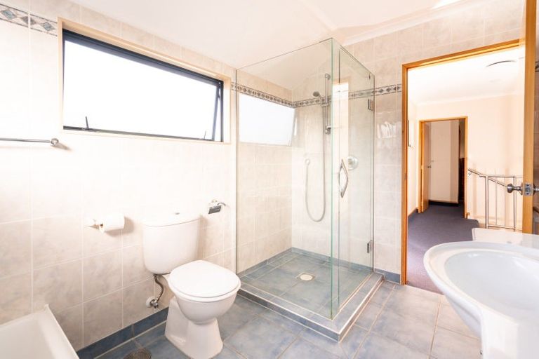 Photo of property in 31 Argentine Avenue, Miramar, Wellington, 6022