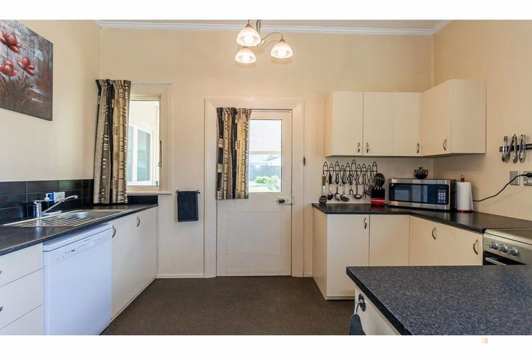 Photo of property in 64 Belt Street, Waimate, 7924