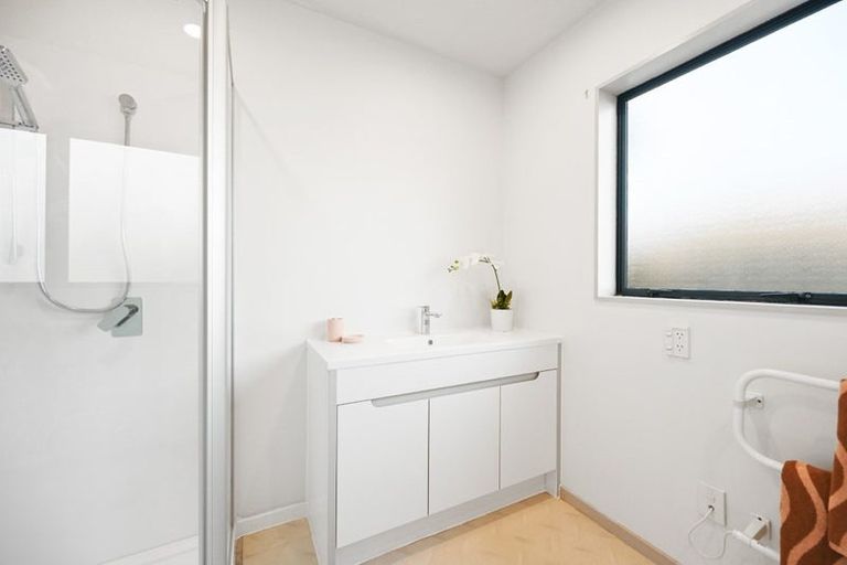 Photo of property in 32 Moreland Avenue, Pukete, Hamilton, 3200