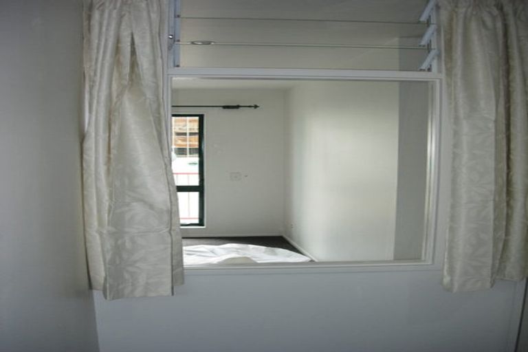 Photo of property in Courtenay Apartments, 406/120 Courtenay Place, Te Aro, Wellington, 6011