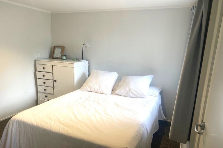 Photo of property in 18a/30 Westward Ho, Glen Eden, Auckland, 0602