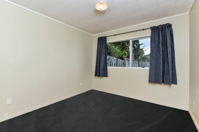 Photo of property in 5 Malibu Grove, Bayview, Auckland, 0629