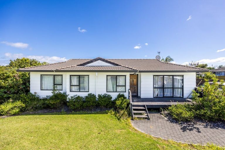 Photo of property in 9 Crail Court, Totara Heights, Auckland, 2105