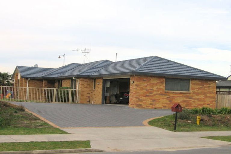 Photo of property in 5 Rochester Place, Nawton, Hamilton, 3200