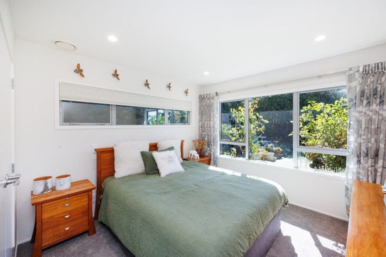 Photo of property in 16 Mudgway Place, Awapuni, Palmerston North, 4412