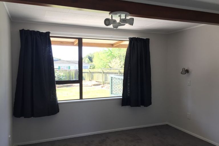 Photo of property in 3 Clarke Grove, Richmond Heights, Taupo, 3330