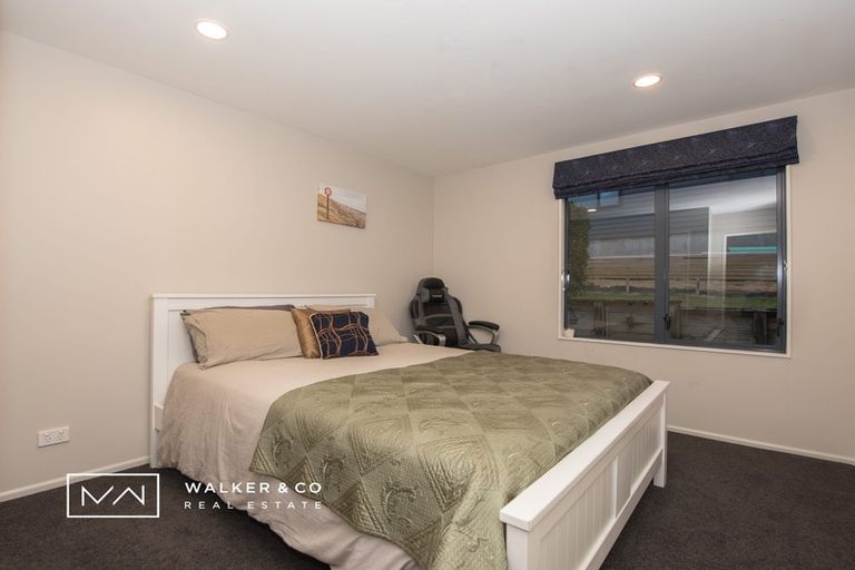 Photo of property in 8 Tuhua Lane, Brown Owl, Upper Hutt, 5018