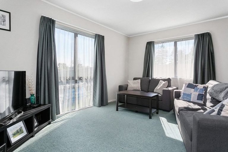 Photo of property in 10 Burns Street, Leamington, Cambridge, 3432