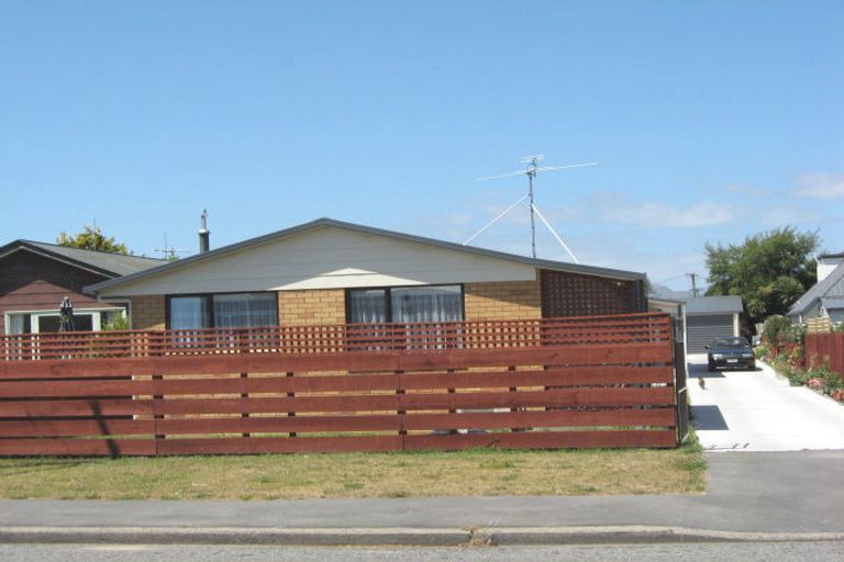 Photo of property in 24 Sylvia Street, Parklands, Christchurch, 8083