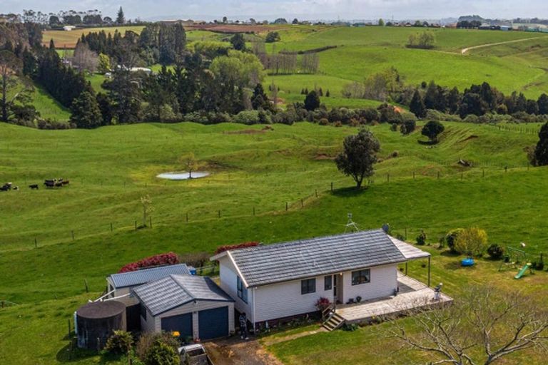 Photo of property in 231 Hart Road, Pukekohe, 2676